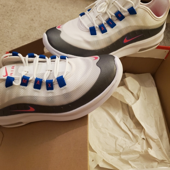 Nike Air Max Brand New - Picture 2 of 3